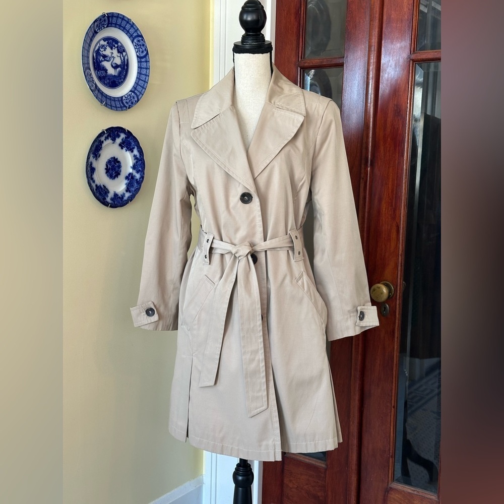 DKNYC Beige Trench Coat with Belt